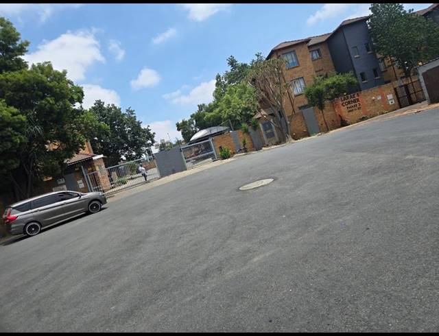 2 BEDROOM APARTMENT FOR SALE IN BIRCHLEIGH